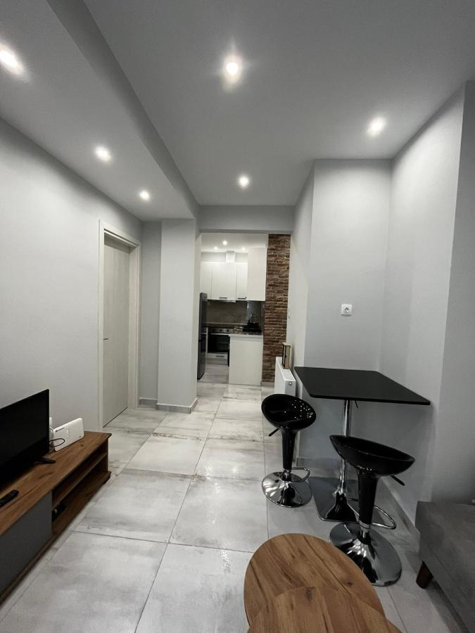 테살로니키 Modern Flat Ag. Dimitriou 아파트 외부 사진
