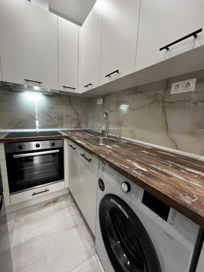 테살로니키 Modern Flat Ag. Dimitriou 아파트 외부 사진